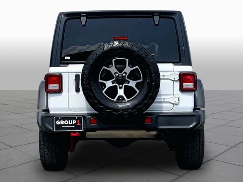 Used 2022 Jeep Wrangler Unlimited Rubicon AWD/4WD image 5