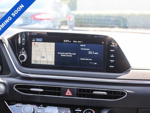 Used 2021 Hyundai Sonata Limited FWD image 18