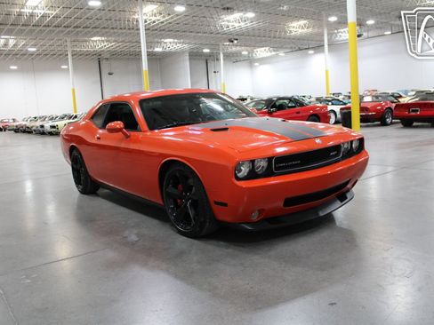 Used 2009 Dodge Challenger SRT8 image 34