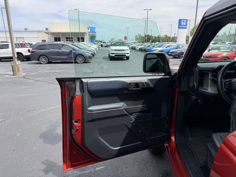 Used 2024 Ford Bronco Outer Banks AWD/4WD image 19