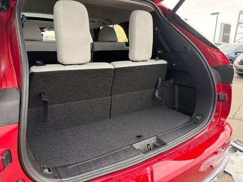 Used 2025 Mitsubishi Outlander SE image 25