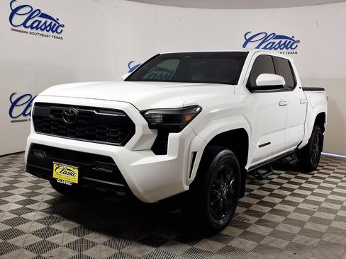 Used 2025 Toyota Tacoma SR5 RWD image 6
