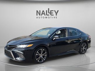 Certified 2020 Toyota Camry SE w/ Moonroof Package video 1