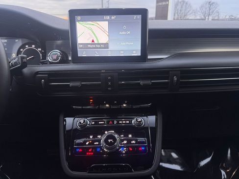 Certified 2022 Lincoln Corsair AWD w/ Equipment Group 101A image 15