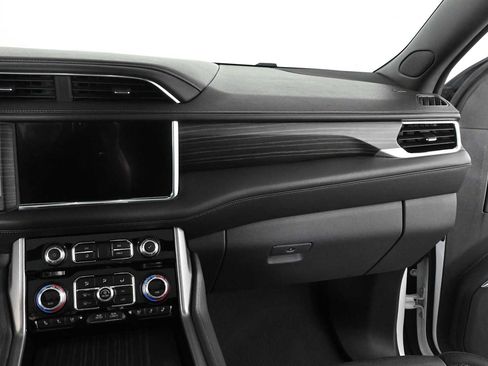 Used 2023 GMC Yukon Denali AWD/4WD image 19