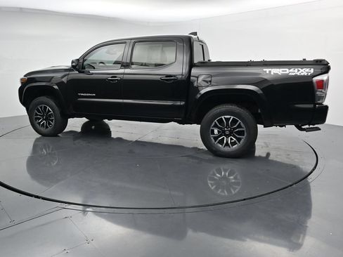 Used 2023 Toyota Tacoma TRD Sport w/ Advanced Technology Package AWD/4WD image 5