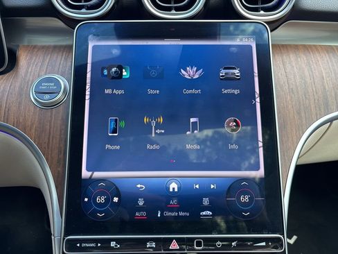 Used 2023 Mercedes-Benz C 300 Sedan image 16