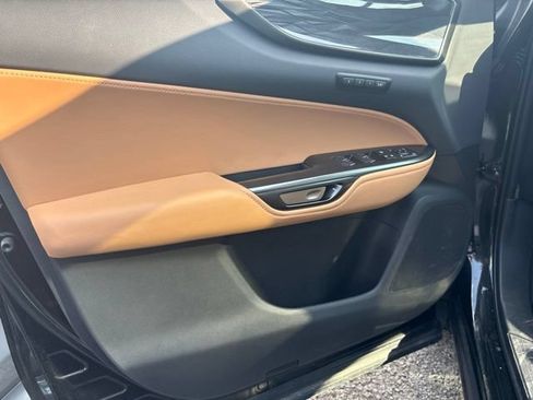 Used 2025 Lexus NX 250 FWD w/ Cold Area Package image 11