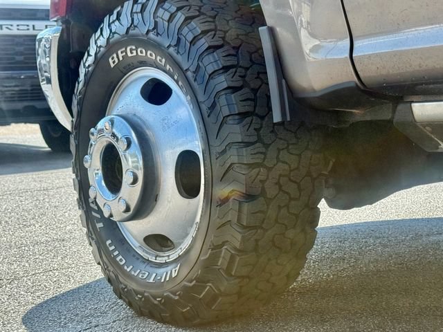 Used 2019 Ford F350 King Ranch w/ King Ranch Ultimate Package AWD/4WD image 26