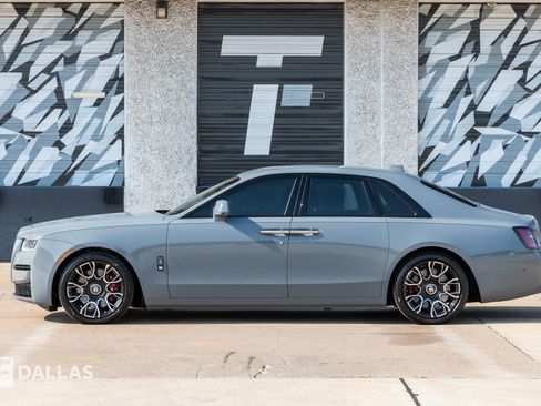 Used 2023 Rolls-Royce Ghost Black Badge w/ Black Badge Ghost Package image 9