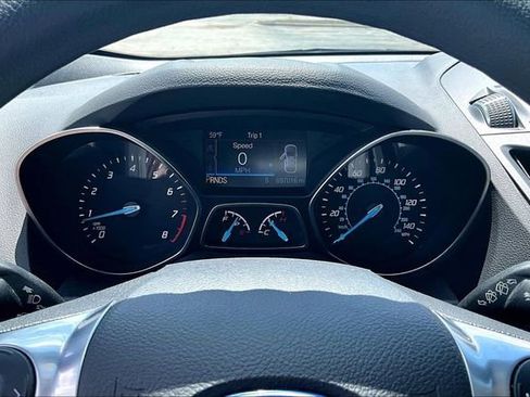 Used 2016 Ford Escape SE w/ Equipment Group 201A FWD image 13