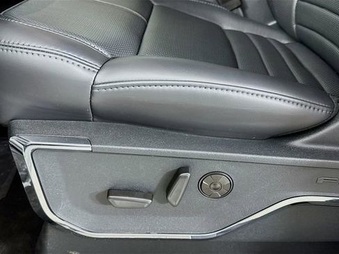 New 2026 Ford F250 Platinum w/ Tremor Off-Road Package image 23