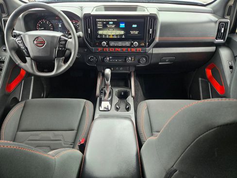 Used 2025 Nissan Frontier PRO-4X w/ Interior Protection Package AWD/4WD image 17