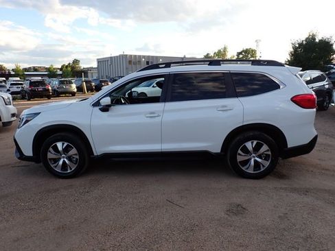 Used 2024 Subaru Ascent Premium w/ Convenience Package AWD/4WD image 2