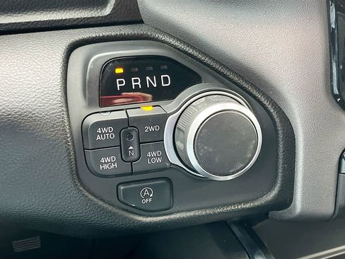 Used 2025 RAM 1500 Big Horn AWD/4WD image 16
