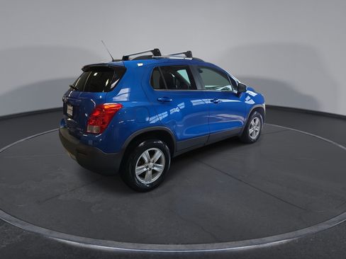 Used 2015 Chevrolet Trax LT w/ LT Plus Package AWD/4WD image 8