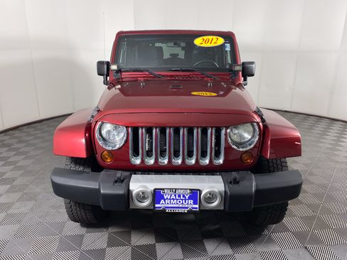 Used 2012 Jeep Wrangler Sahara w/ Dual Top Group AWD/4WD image 10
