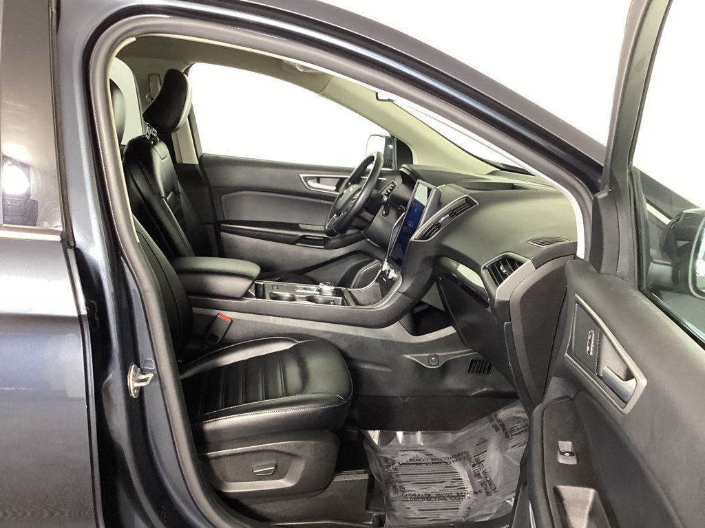 Used 2023 Ford Edge SEL w/ Convenience Package AWD/4WD image 10
