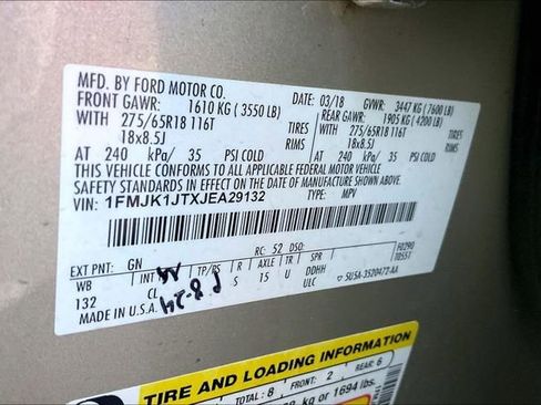 Used 2018 Ford Expedition Max XLT w/ Equipment Group 202A image 3