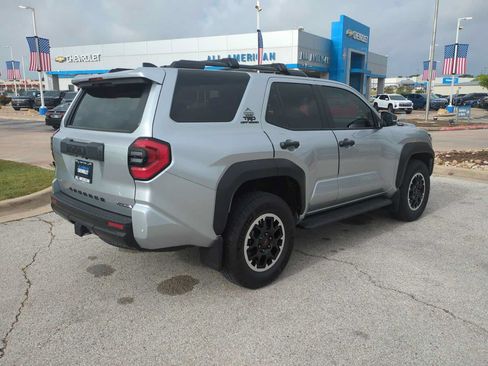 Used 2025 Toyota 4Runner TRD Off-Road AWD/4WD image 8