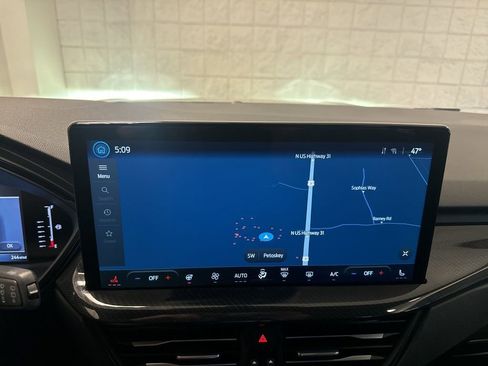 Used 2024 Ford Escape ST-Line w/ Tech Pack #1 image 9