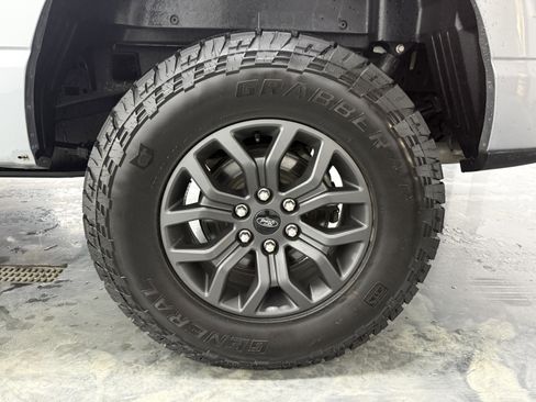 Used 2023 Ford F150 Lariat w/ Equipment Group 502A High image 34