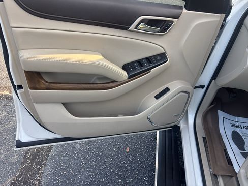 Used 2019 GMC Yukon XL Denali w/ Denali Ultimate Package AWD/4WD image 13