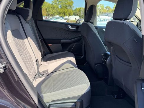 Used 2020 Ford Escape SE Sport image 14