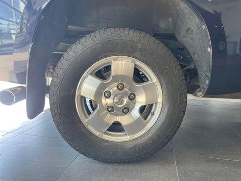 Used 2010 Toyota Tundra 4x4 Double Cab image 26