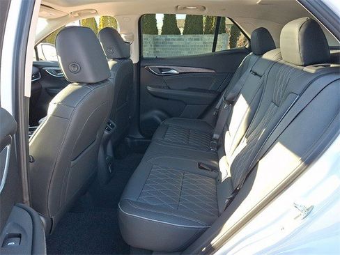 Certified 2023 Buick Envision Avenir image 9