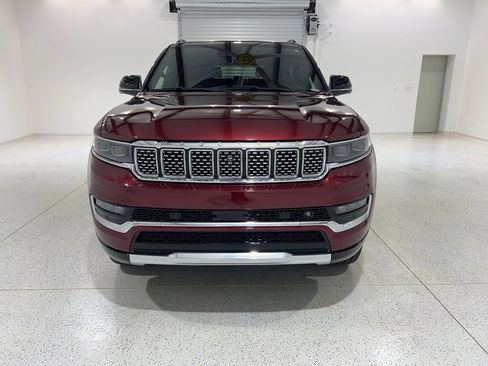 Used 2024 Jeep Grand Wagoneer L Series III image 7