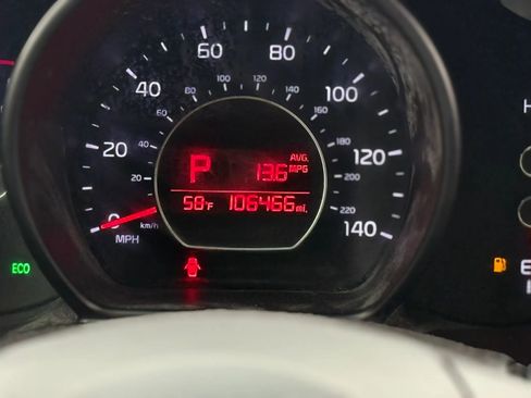 Used 2014 Kia Soul ! w/ Sun & Sound Package FWD image 23