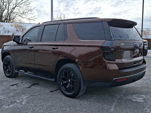 Used 2022 Chevrolet Tahoe Z71 w/ Luxury Package image 4