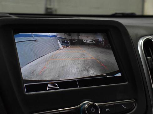 Used 2024 Chevrolet Equinox LT w/ LPO, Floor Liner Package image 18