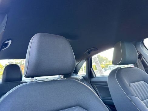 Used 2022 Volkswagen Jetta Sport image 15