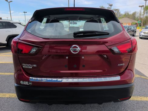 Used 2019 Nissan Rogue Sport S w/ Appearance Package image 6