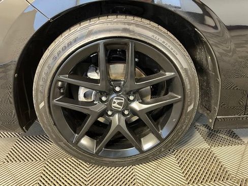 Used 2024 Honda Civic Sport image 9