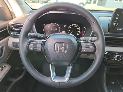 Used 2025 Honda Pilot EX-L image 20