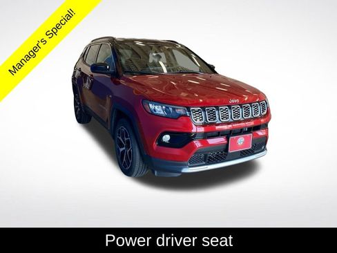 Used 2025 Jeep Compass Limited AWD/4WD image 14
