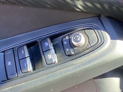 Certified 2023 Subaru Ascent Premium w/ Convenience Package AWD/4WD image 20