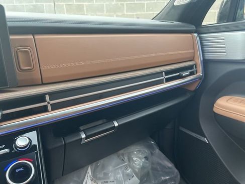 New 2026 Hyundai Santa Fe Calligraphy image 10