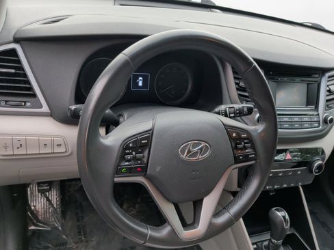 Used 2017 Hyundai Tucson Sport w/ Cargo Package image 12