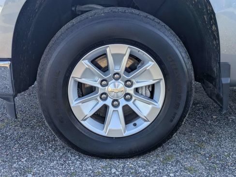 Used 2023 Chevrolet Silverado 1500 LT w/ Protection Package AWD/4WD image 10
