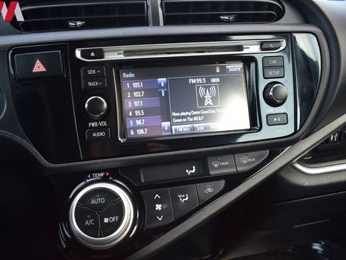 Used 2017 Toyota Prius C One image 22