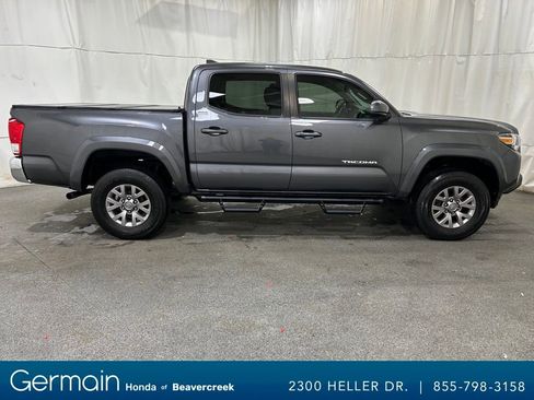 Used 2016 Toyota Tacoma SR5 image 10