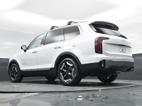 New 2025 Kia Telluride EX image 14
