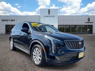 Used 2021 Cadillac XT4 Luxury w/ Cold Weather Package image 1