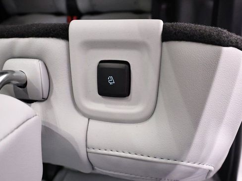 Certified 2025 Ford Explorer Platinum w/ Ultimate Package image 19