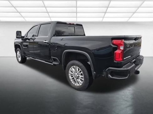 Used 2023 Chevrolet Silverado 3500 High Country image 5