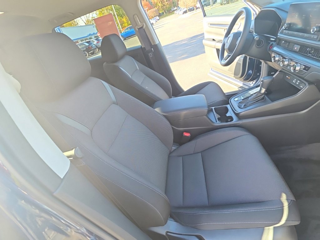 Certified 2025 Honda CR-V EX image 29